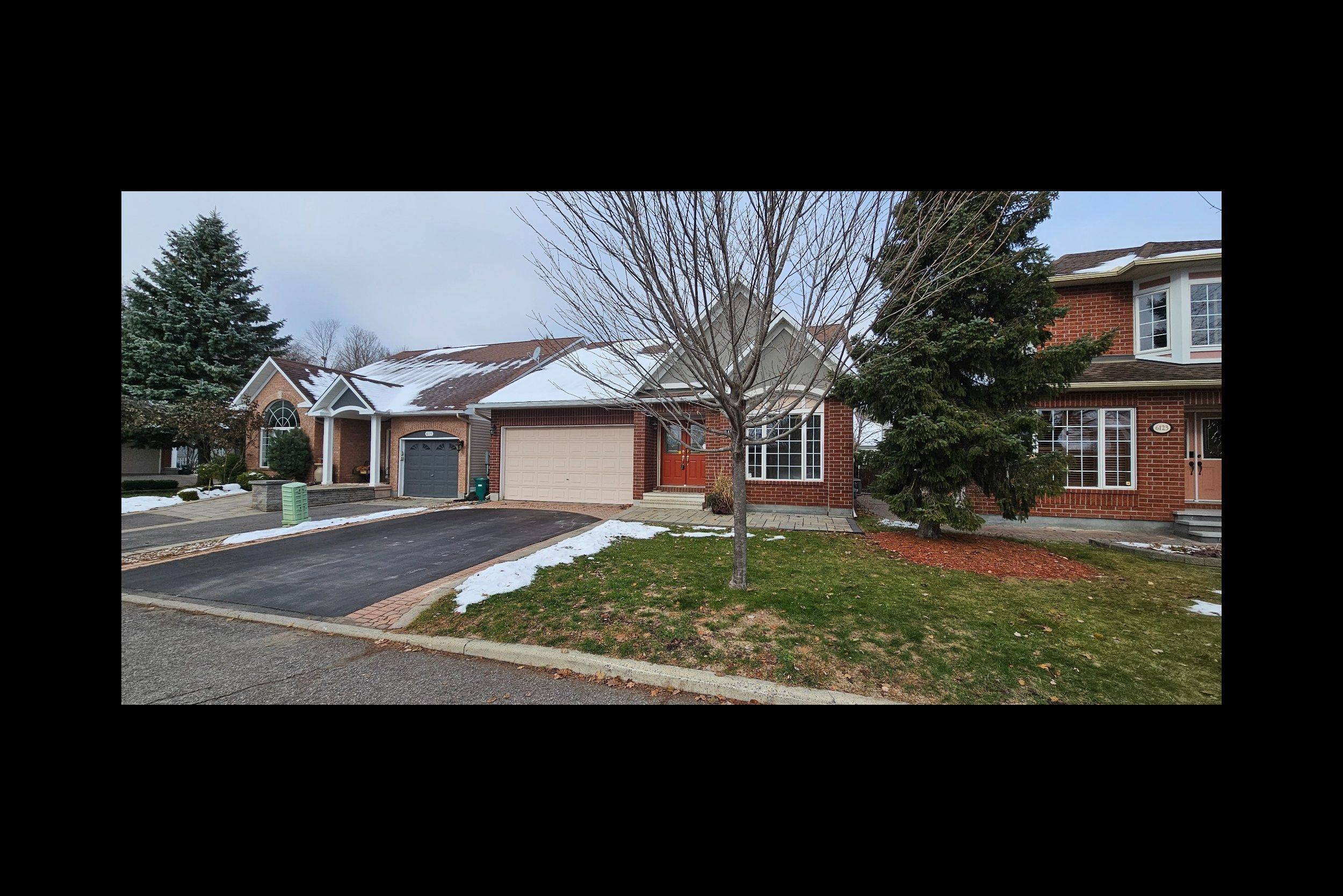 Orleans - Convent Glen And Area, ON K1W 1H8,6121 Bristlecone WAY