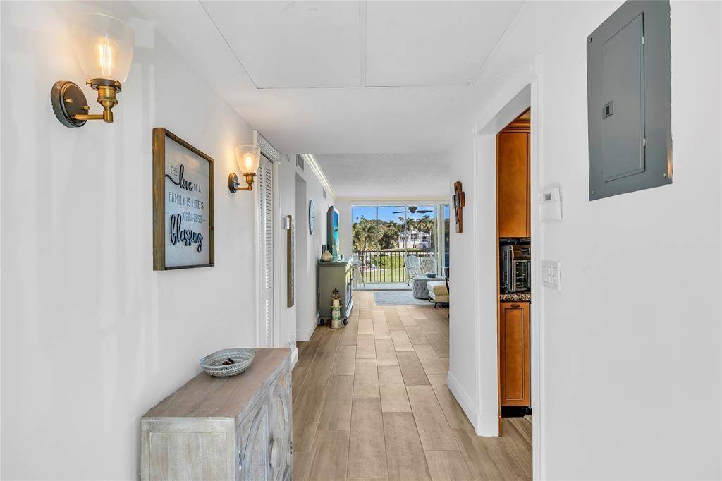 Lighthouse Point, FL 33064,3150 NE 48th Ct #204