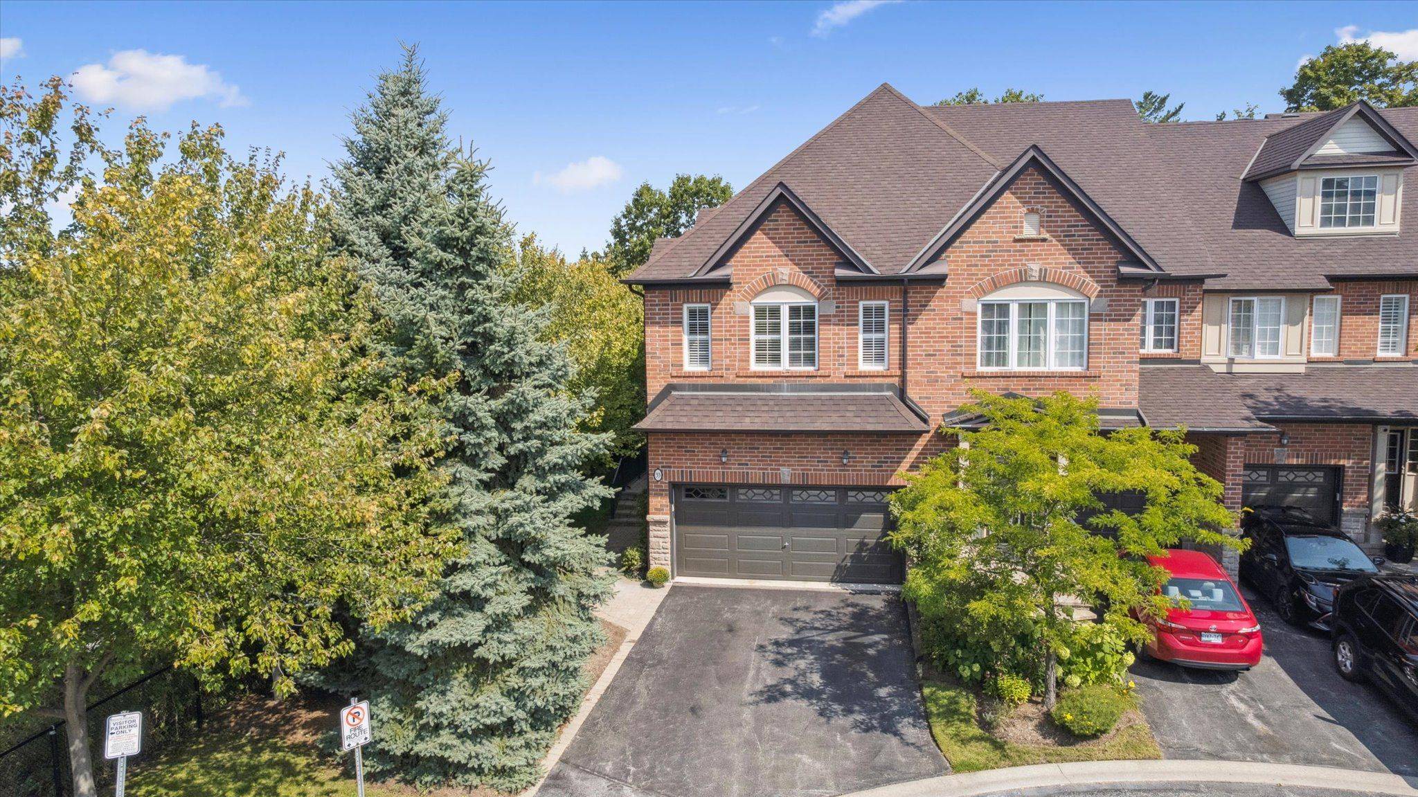 300 Ravineview WAY #33, Oakville, ON L6H 7J1