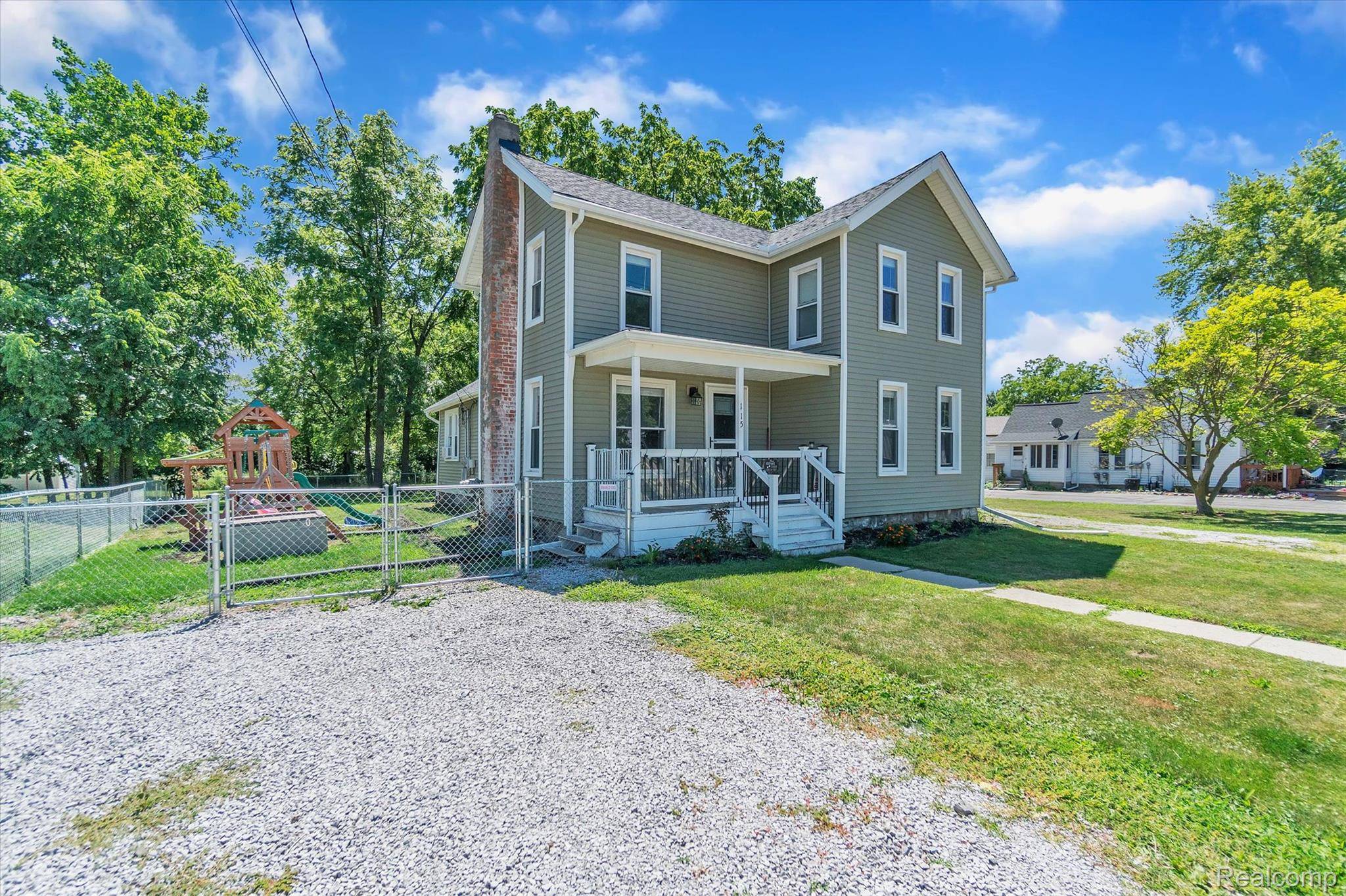 Fowlerville, MI 48836,115 Garden LN