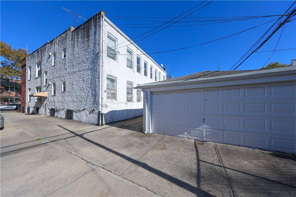 Brooklyn, NY 11204,1822 66th ST