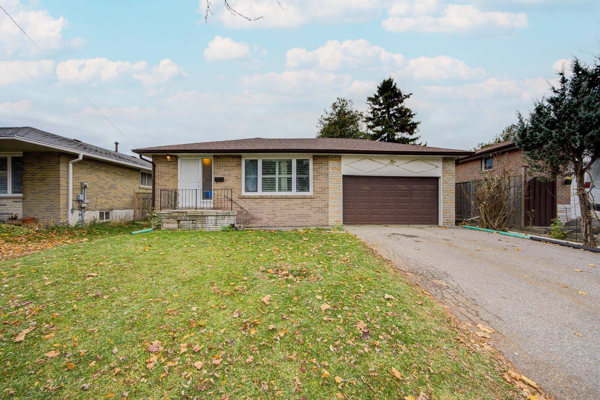 Toronto E10, ON M1E 2E3,106 Cultra SQ