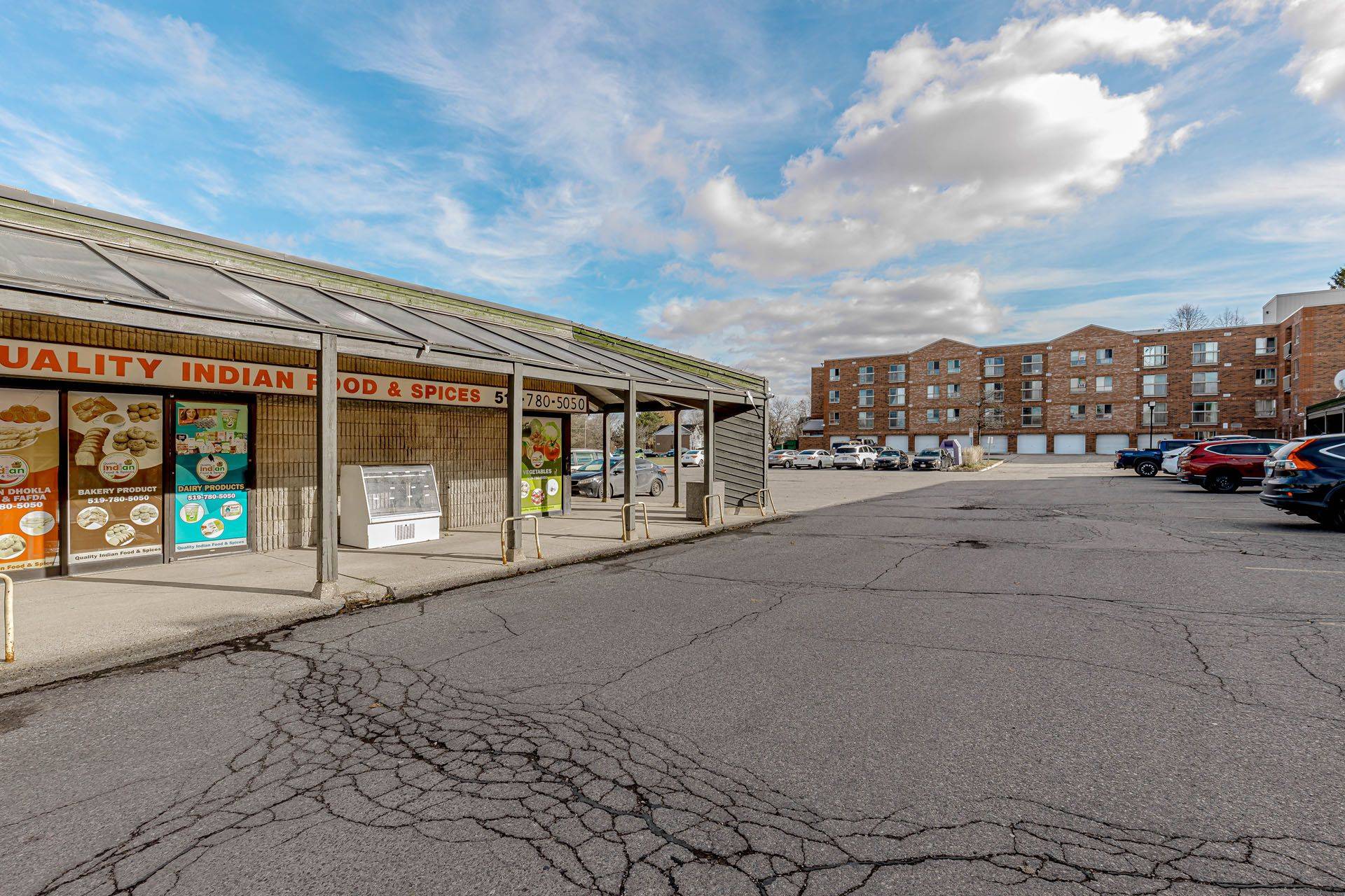 Guelph, ON N1H 7G4,500 Willow RD ##16