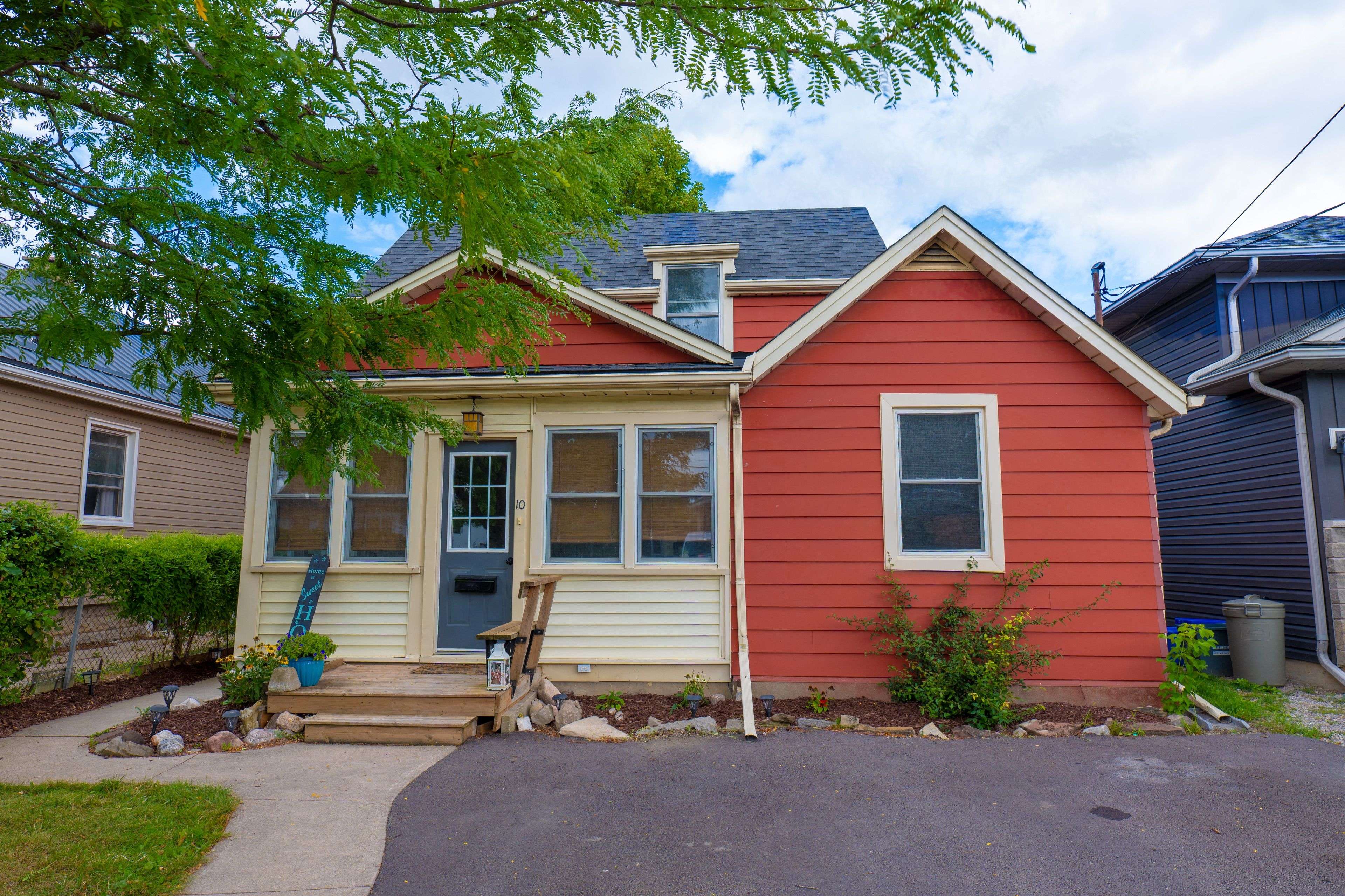 St. Catharines, ON L2S 1J8,10 Antwerp ST