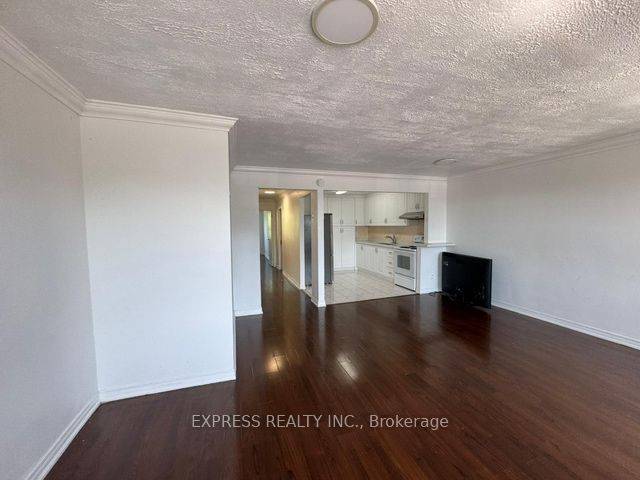 Mississauga, ON L5E 1E3,941A Lakeshore RD E