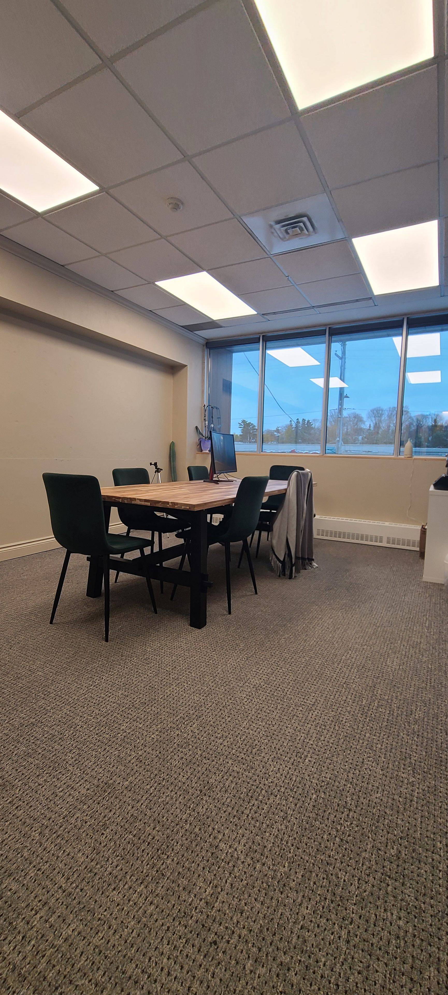 485 Industrial AVE #17, Alta Vista And Area, ON K1G 0Z1