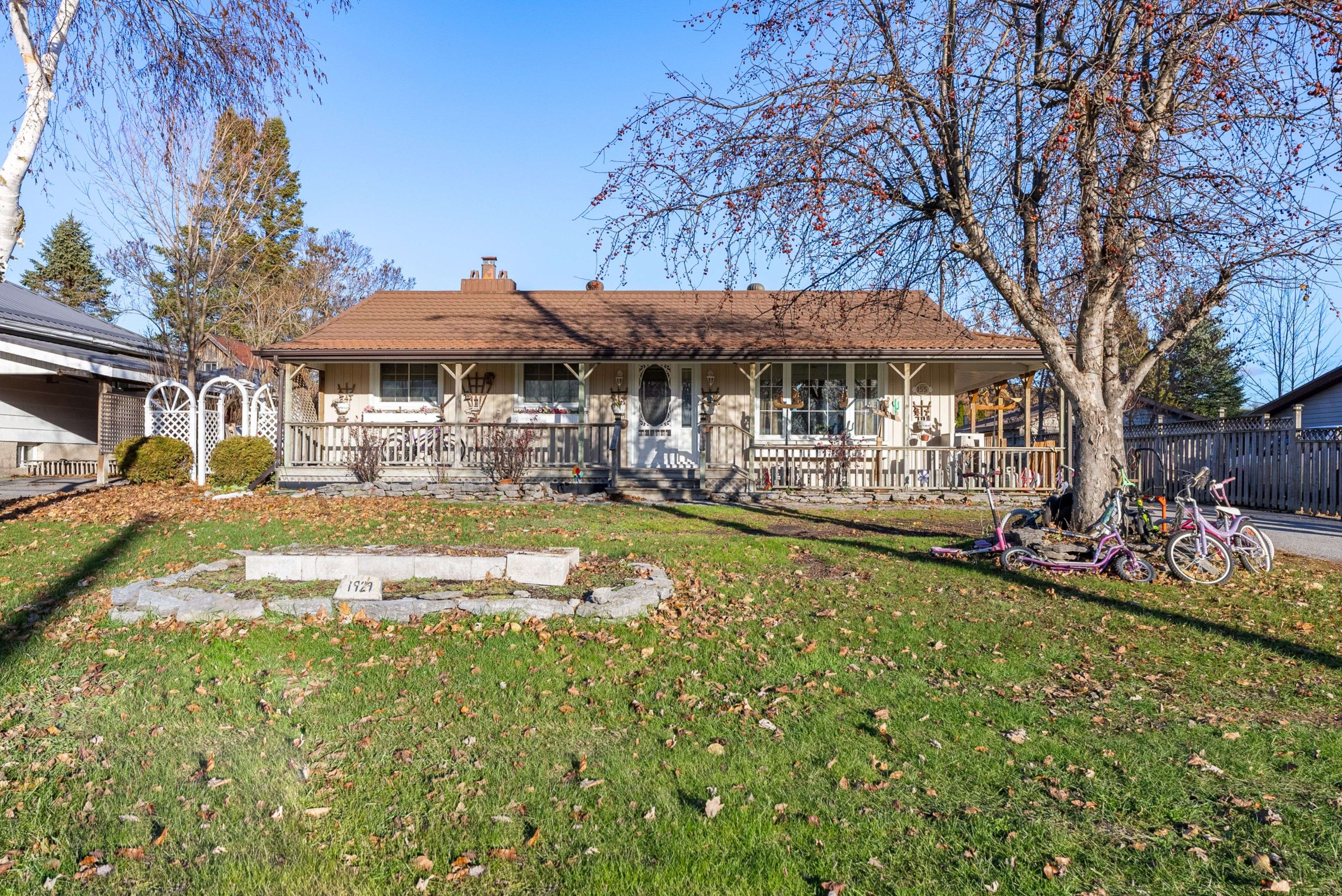 Stirling-rawdon, ON K0K 3E0,155 Frankford RD