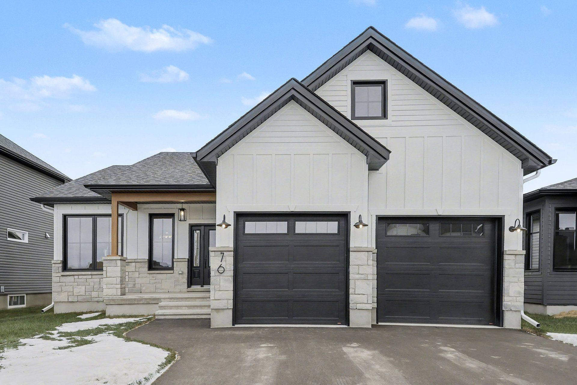 North Stormont, ON K0A 1R0,76 HELEN ST