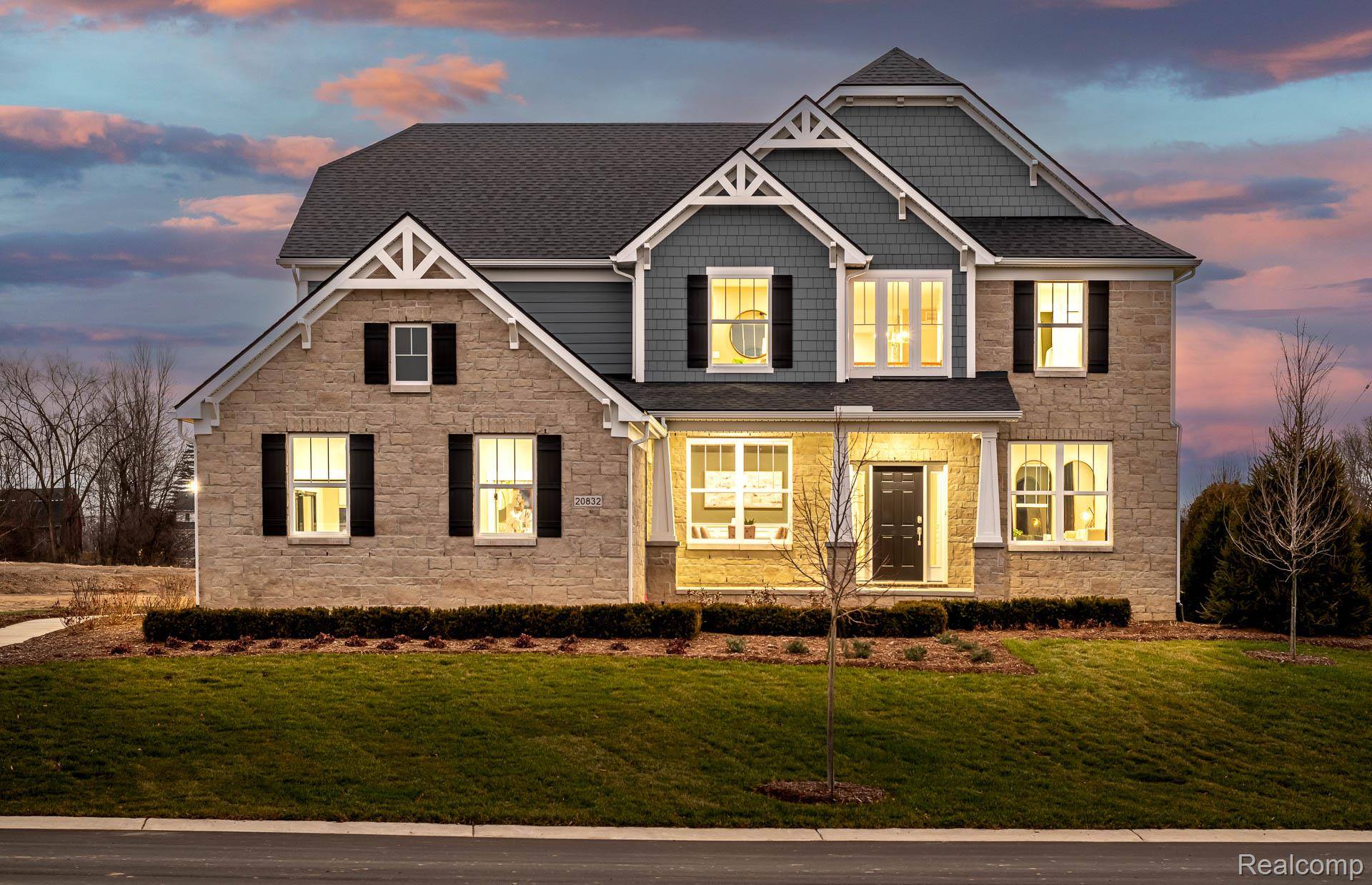 South Lyon, MI 48178,22941 JENS DR