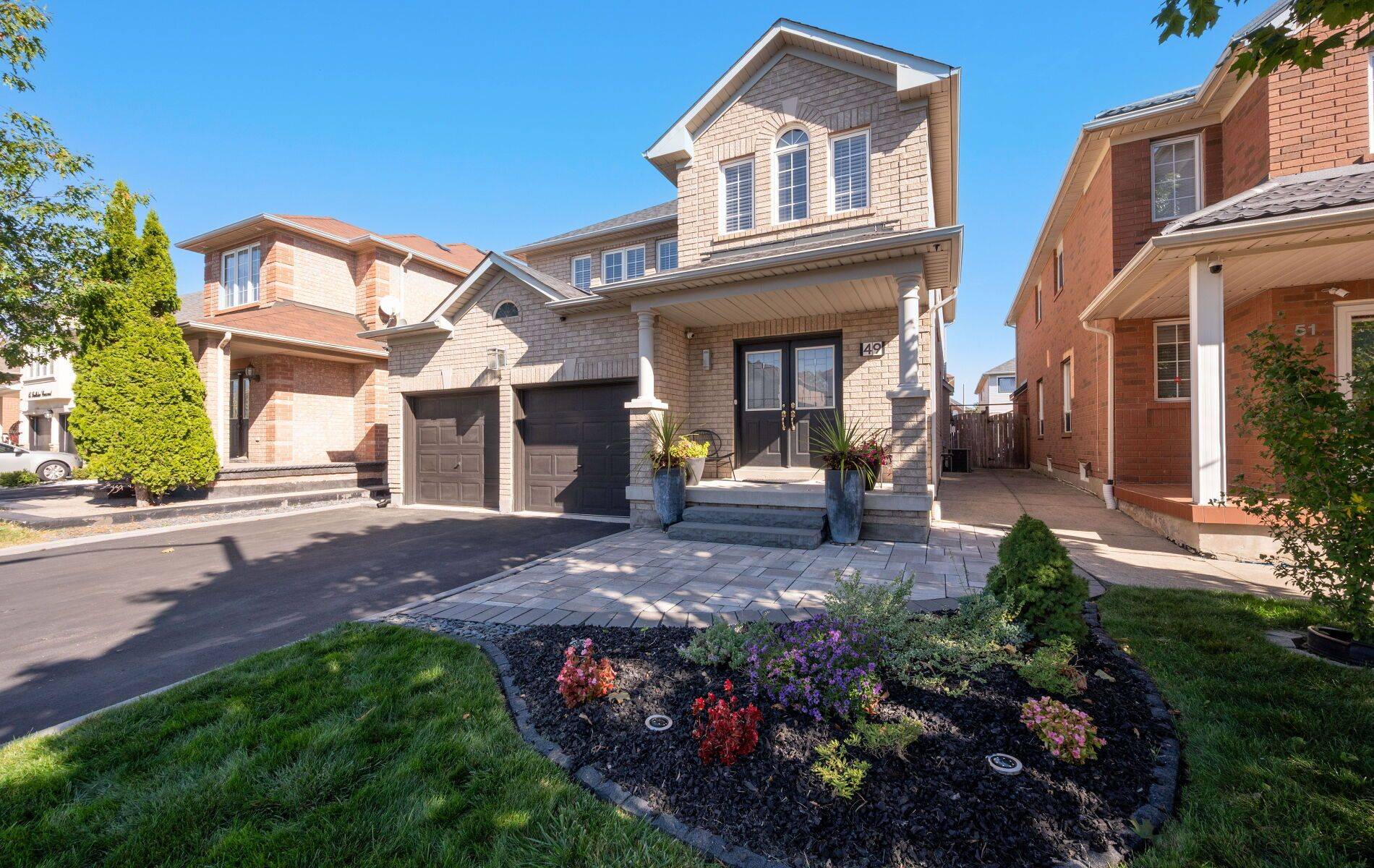 Brampton, ON L7A 2J7,49 Fallstar CRES
