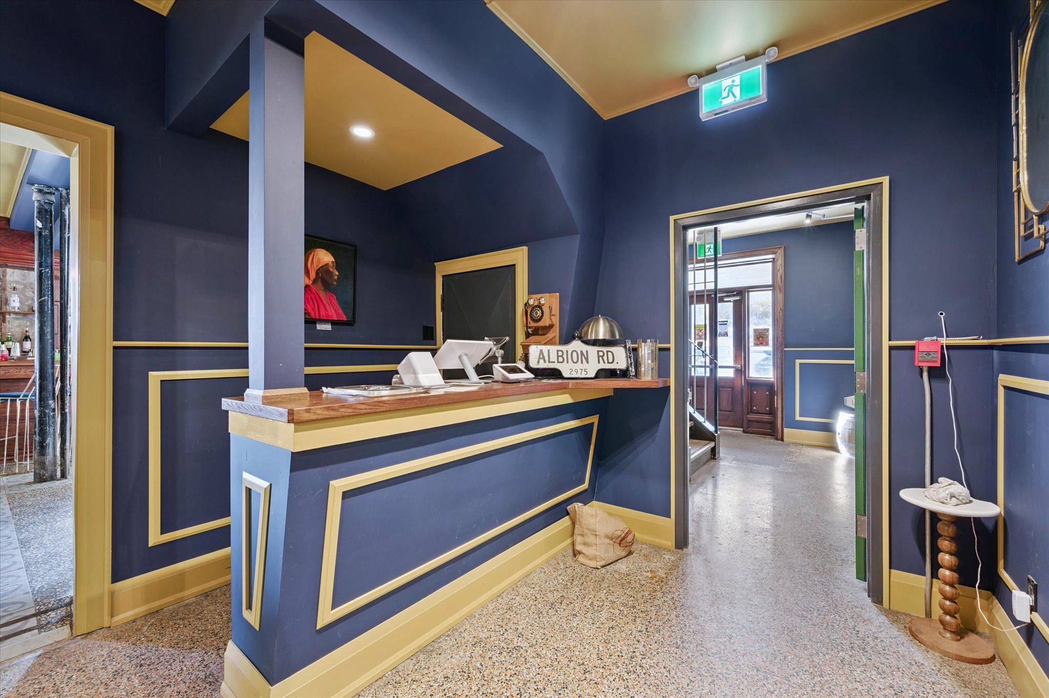 Guelph, ON N1H 4J1,49 Norfolk ST #A