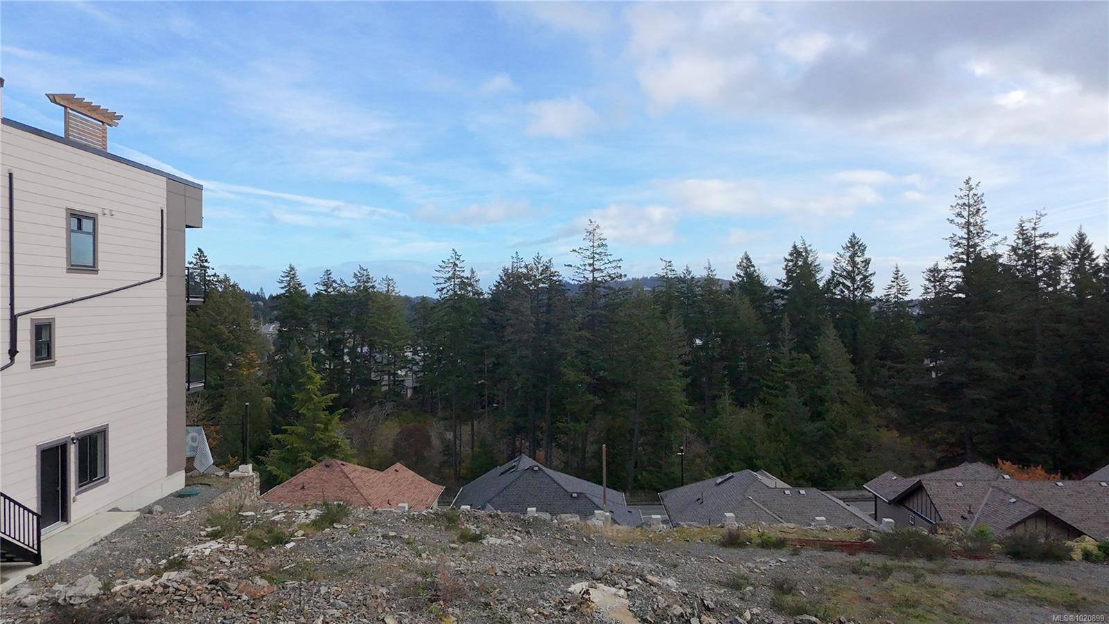 Langford, BC V9B 3S1,2226 Archer Gate