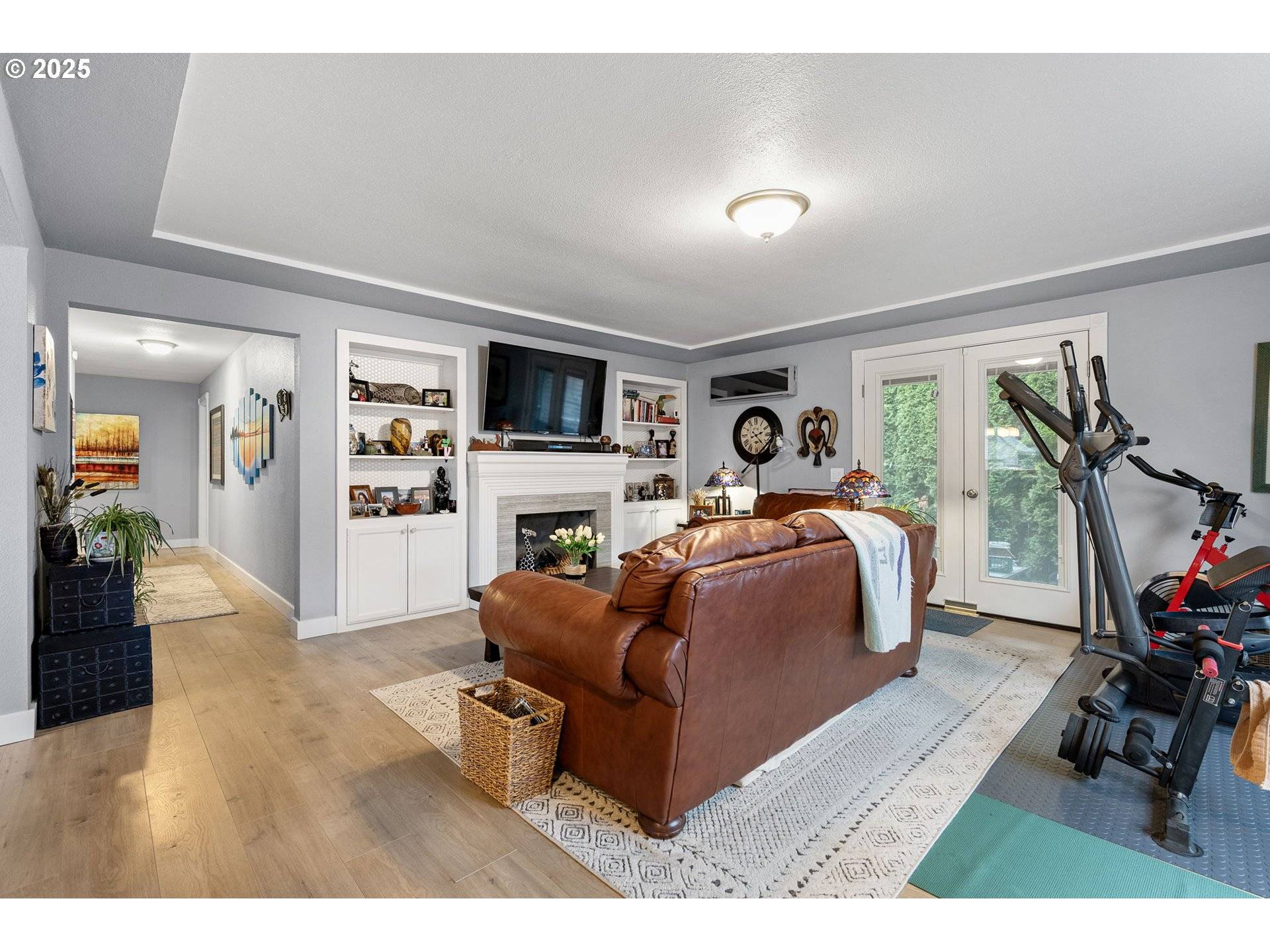 Eugene, OR 97404,355 RIVER LOOP 2