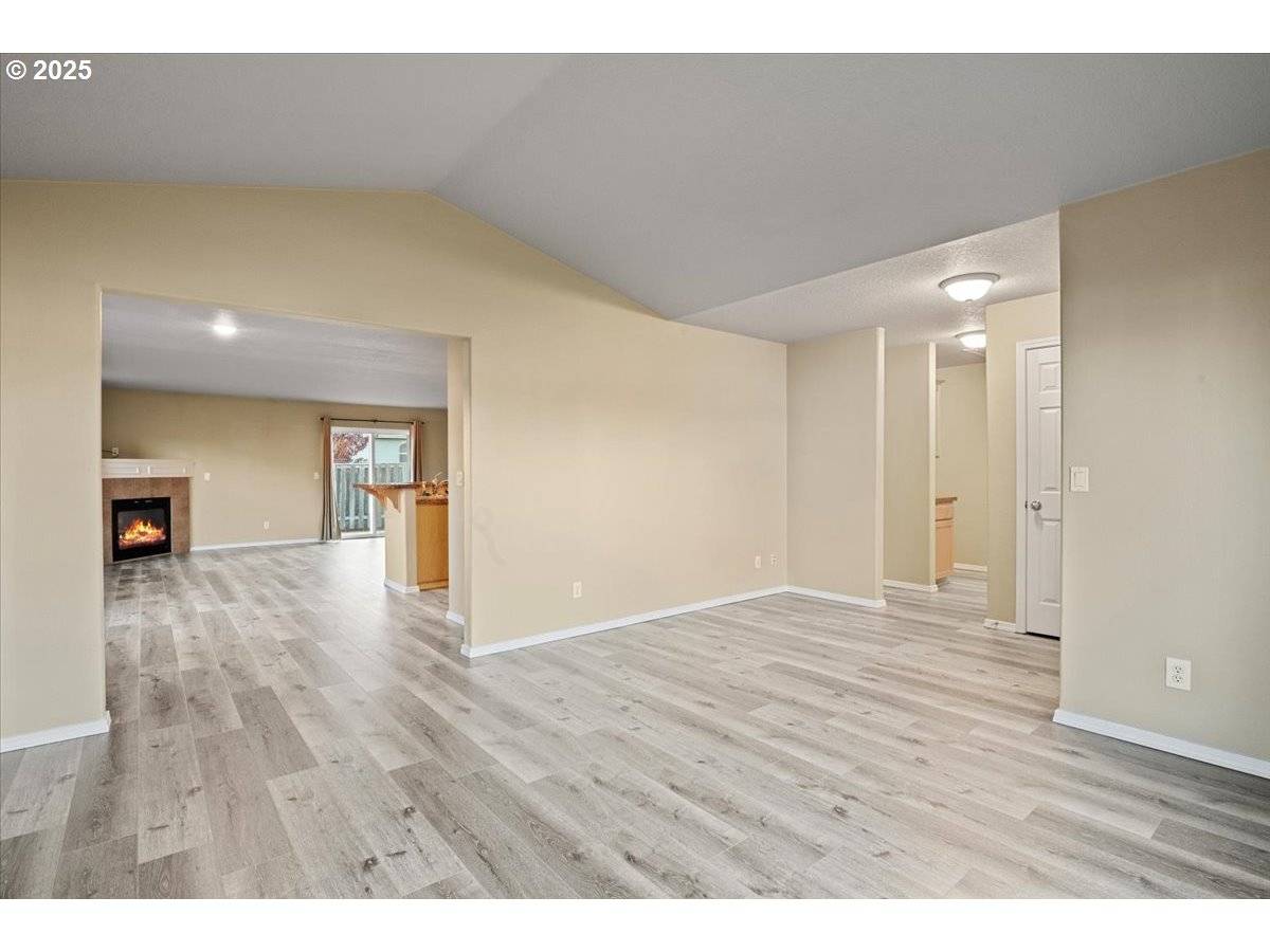 Monmouth, OR 97361,1843 DENALI DR