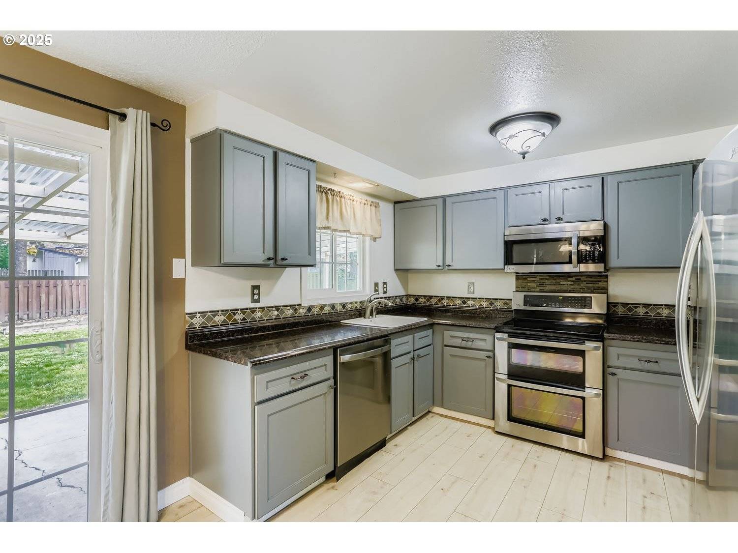 Gresham, OR 97030,120 NW GIESE AVE