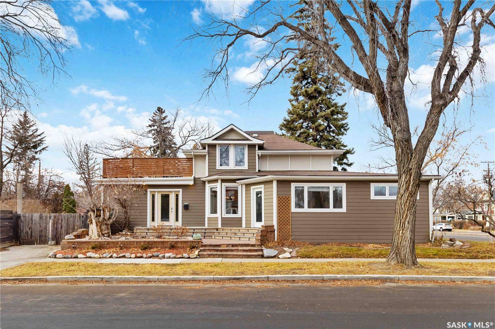 Saskatoon, SK S7K 5G6,438 8th STREET E