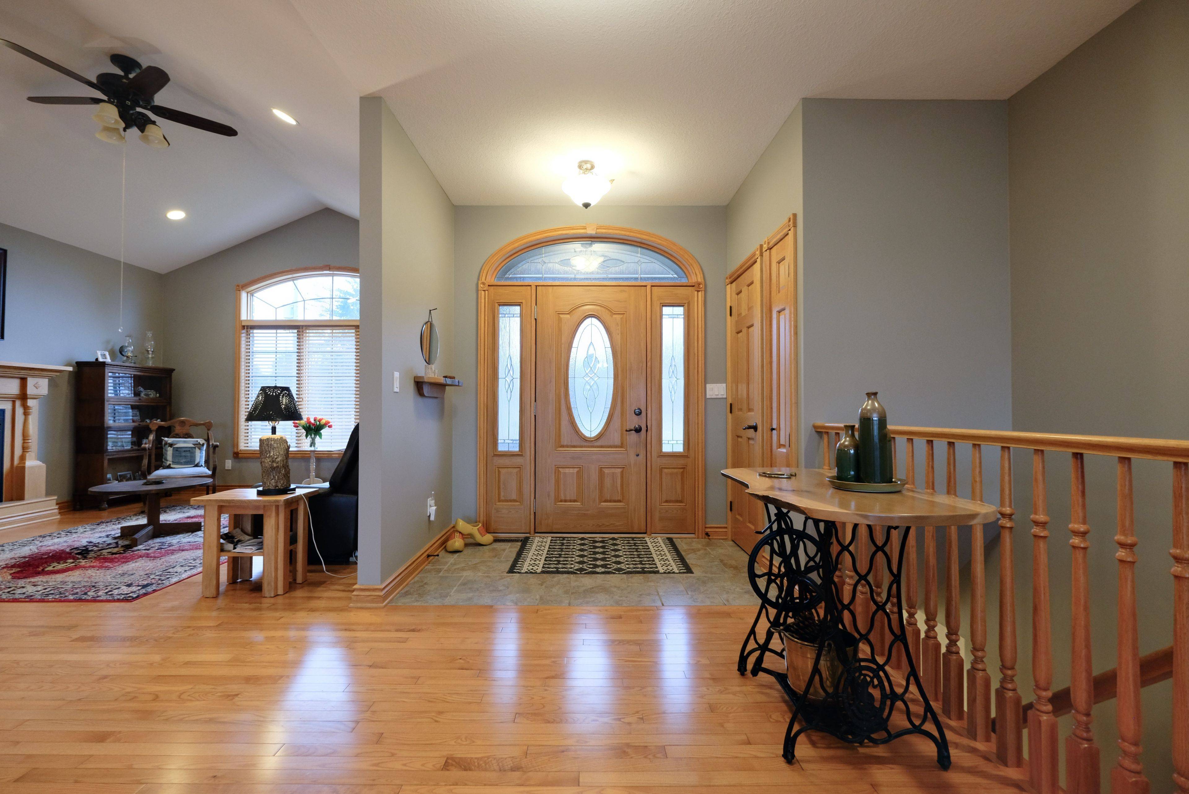 Strathroy-caradoc, ON N7G 3H5,7284 Calvert DR