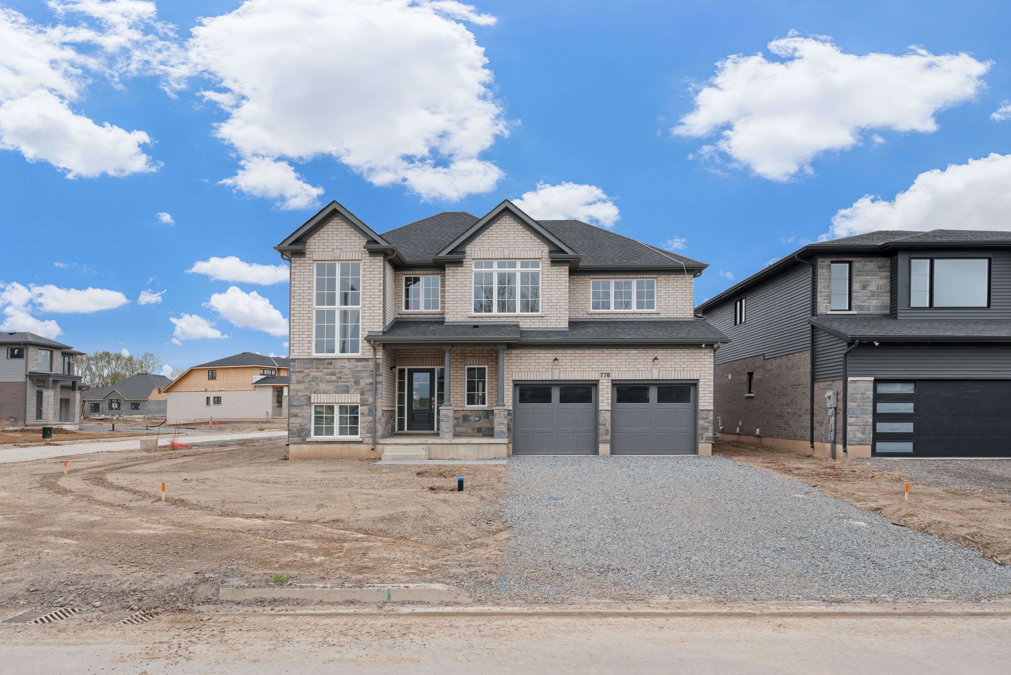 Fort Erie, ON L2A 0H3,778 Bradford AVE