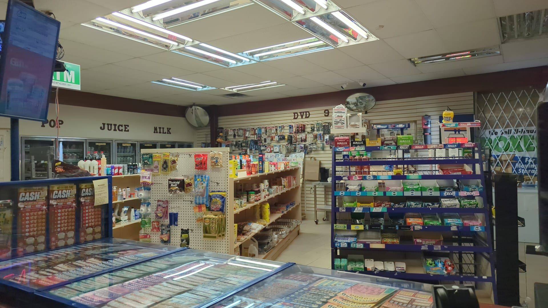 Hamilton, ON L9C 2Y7,601 Upper James ST #5