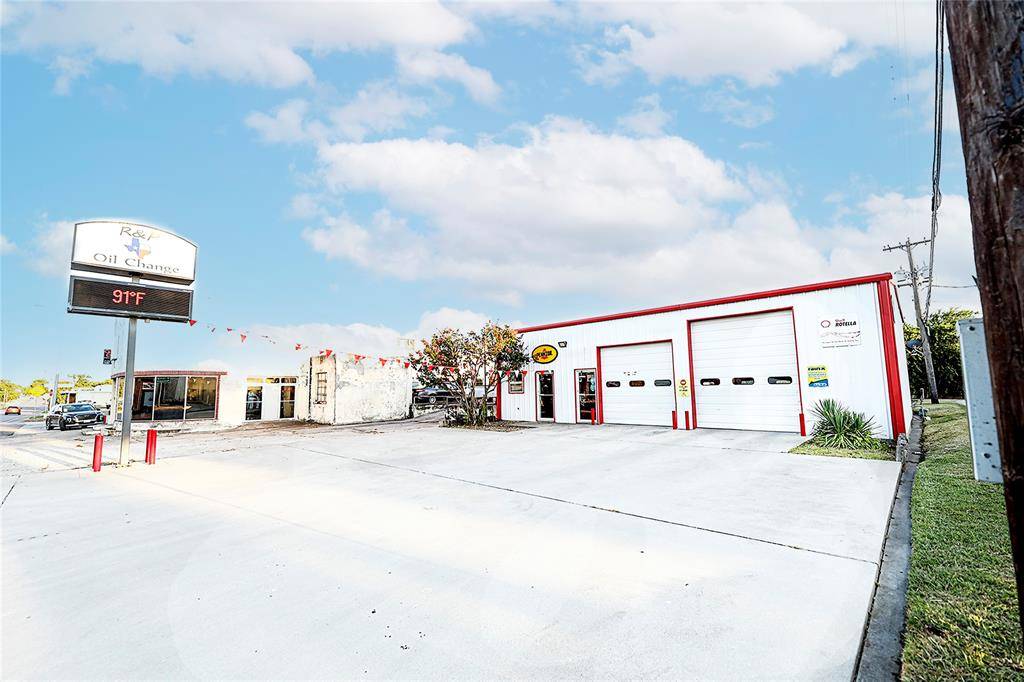 Bowie, TX 76230,108 E Wise Street