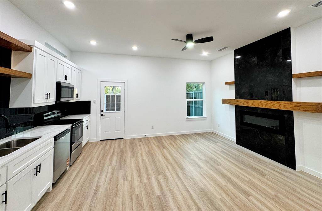 Greenville, TX 75401,2113 Henry Street