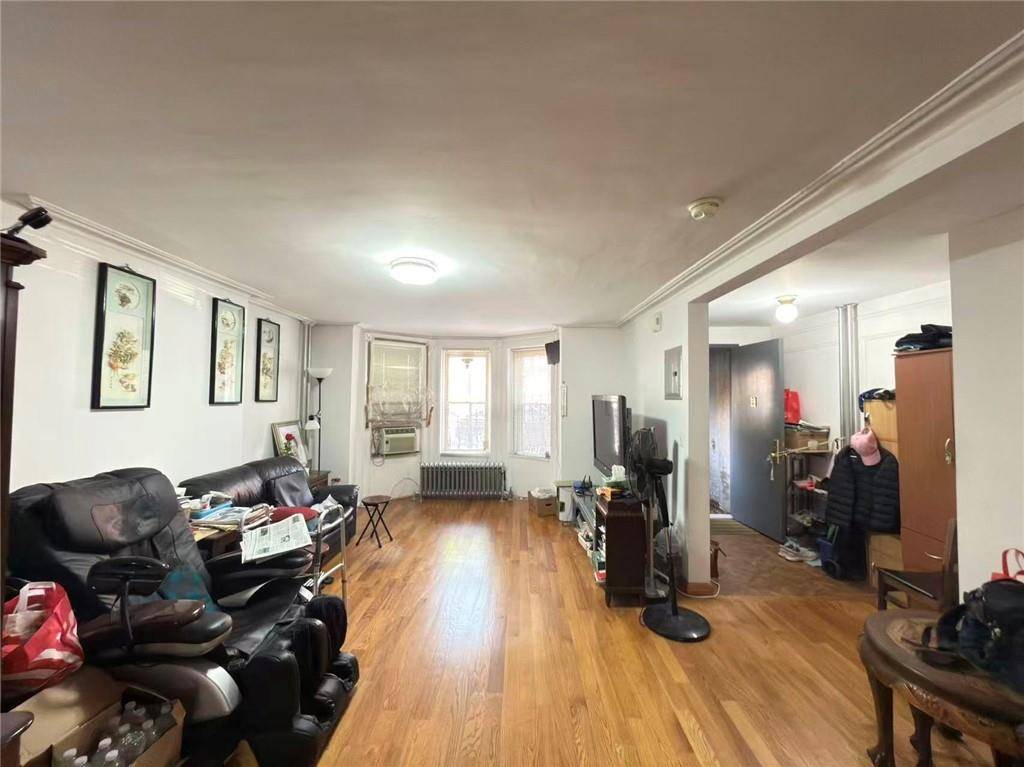 Brooklyn, NY 11220,542 58th ST