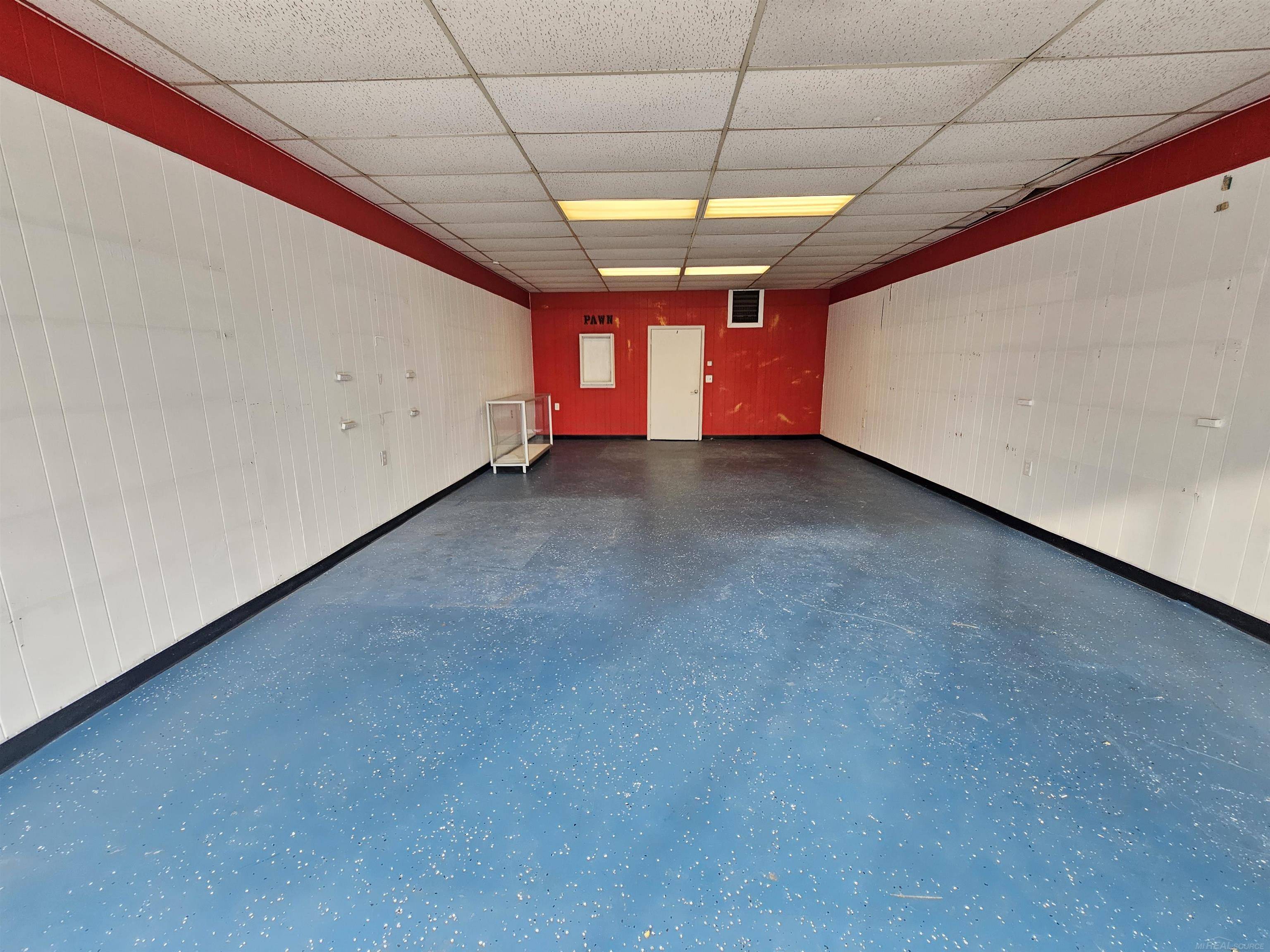 Roseville, MI 48066,26323 Gratiot AVE