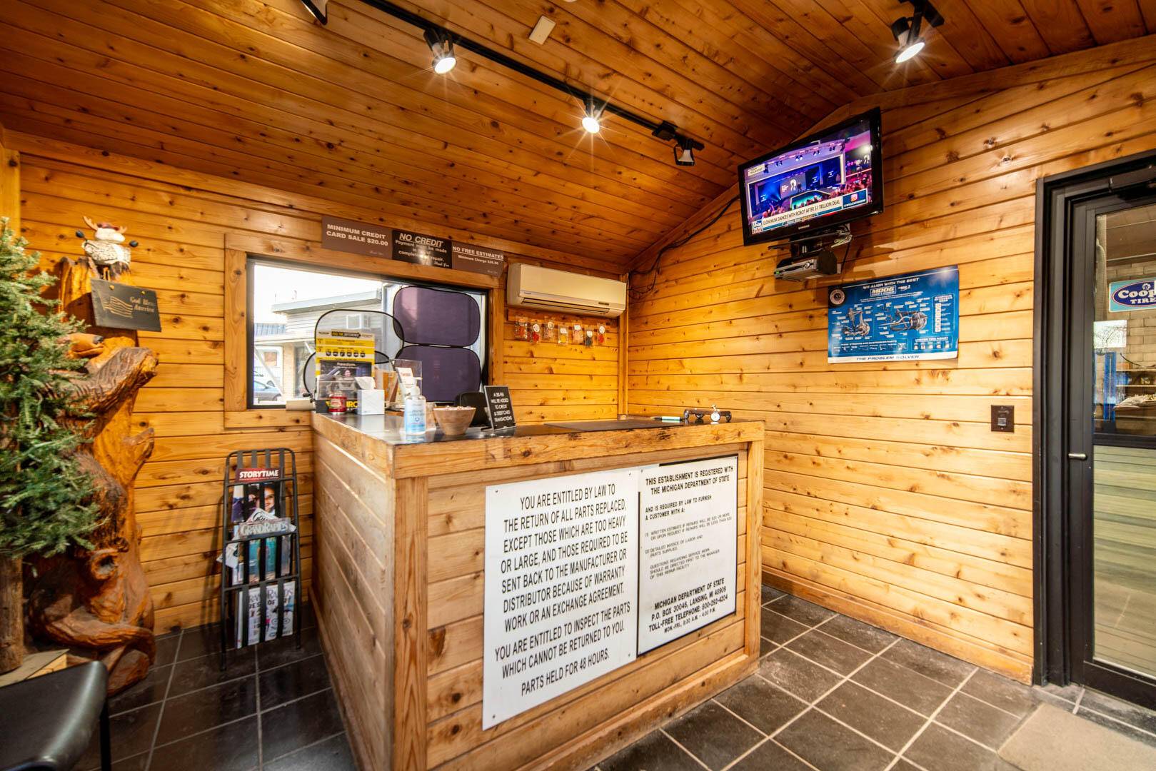 1608 Walker AVE NW, City Of Grand Rapids, MI 49504