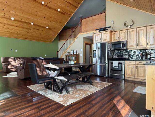 Crooked Lake, SK S0G 5L0,152 Criddle AVENUE