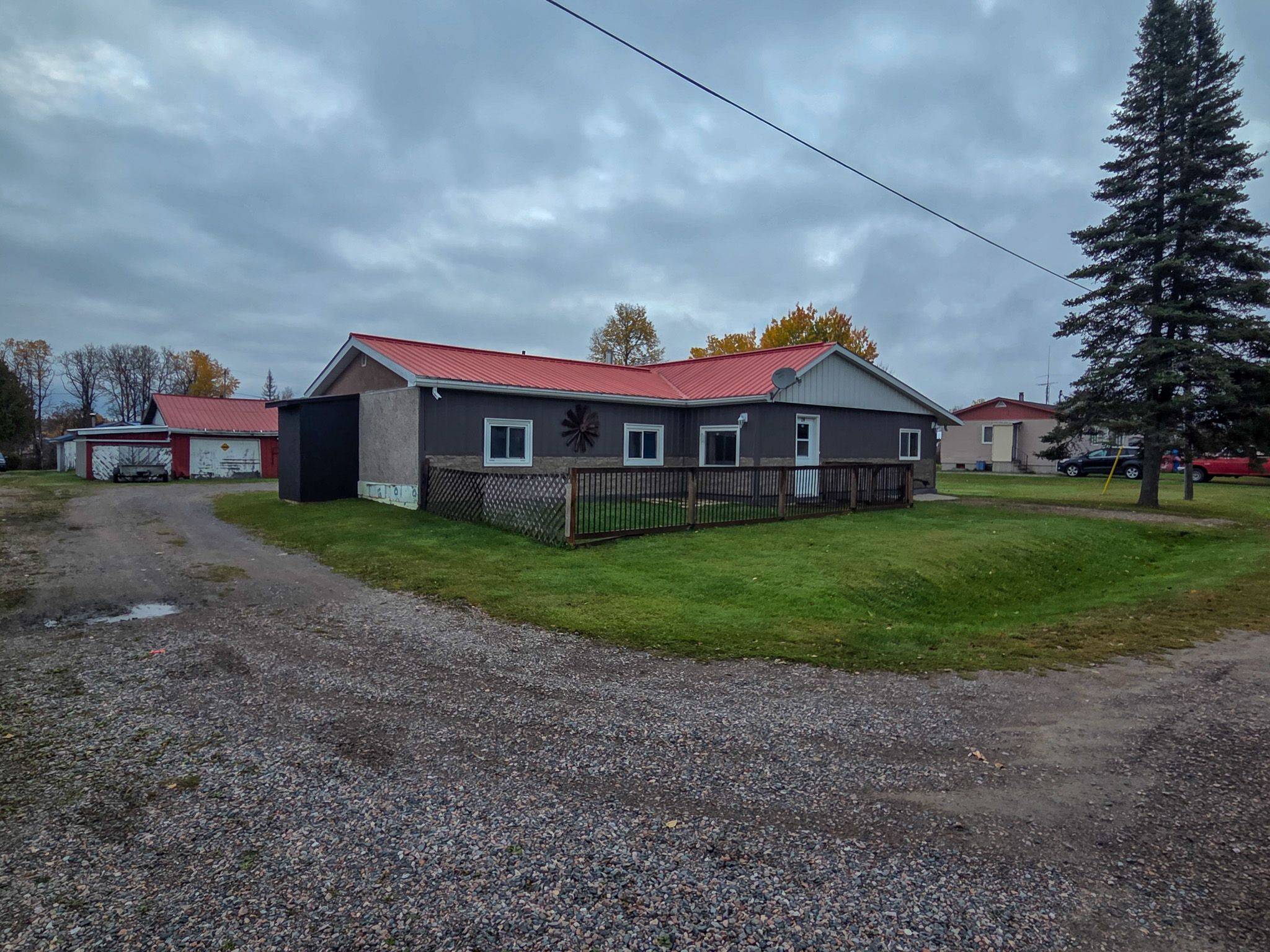 Timiskaming, ON P0J 1G0,28 Fifth ST