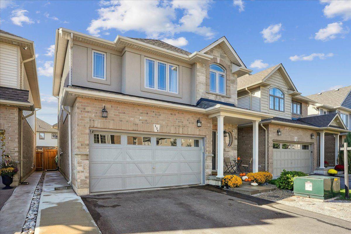 Grimsby, ON L3M 0H4,136 Dunrobin LN