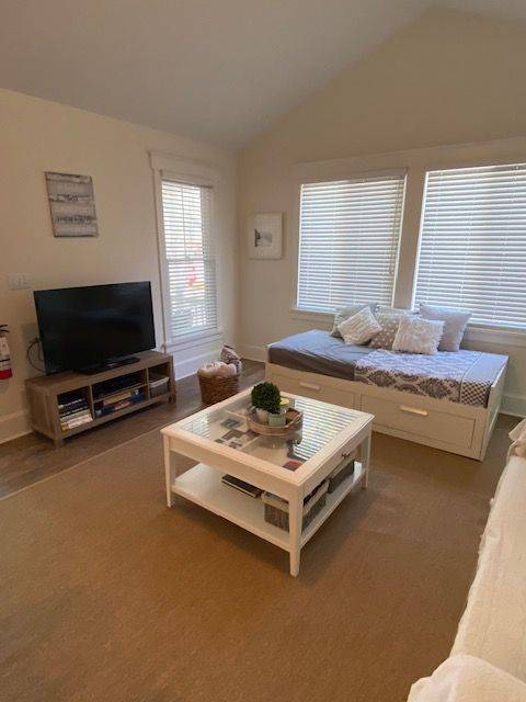 Prince Edward County, ON K0K 1P0,23 Farm View LN