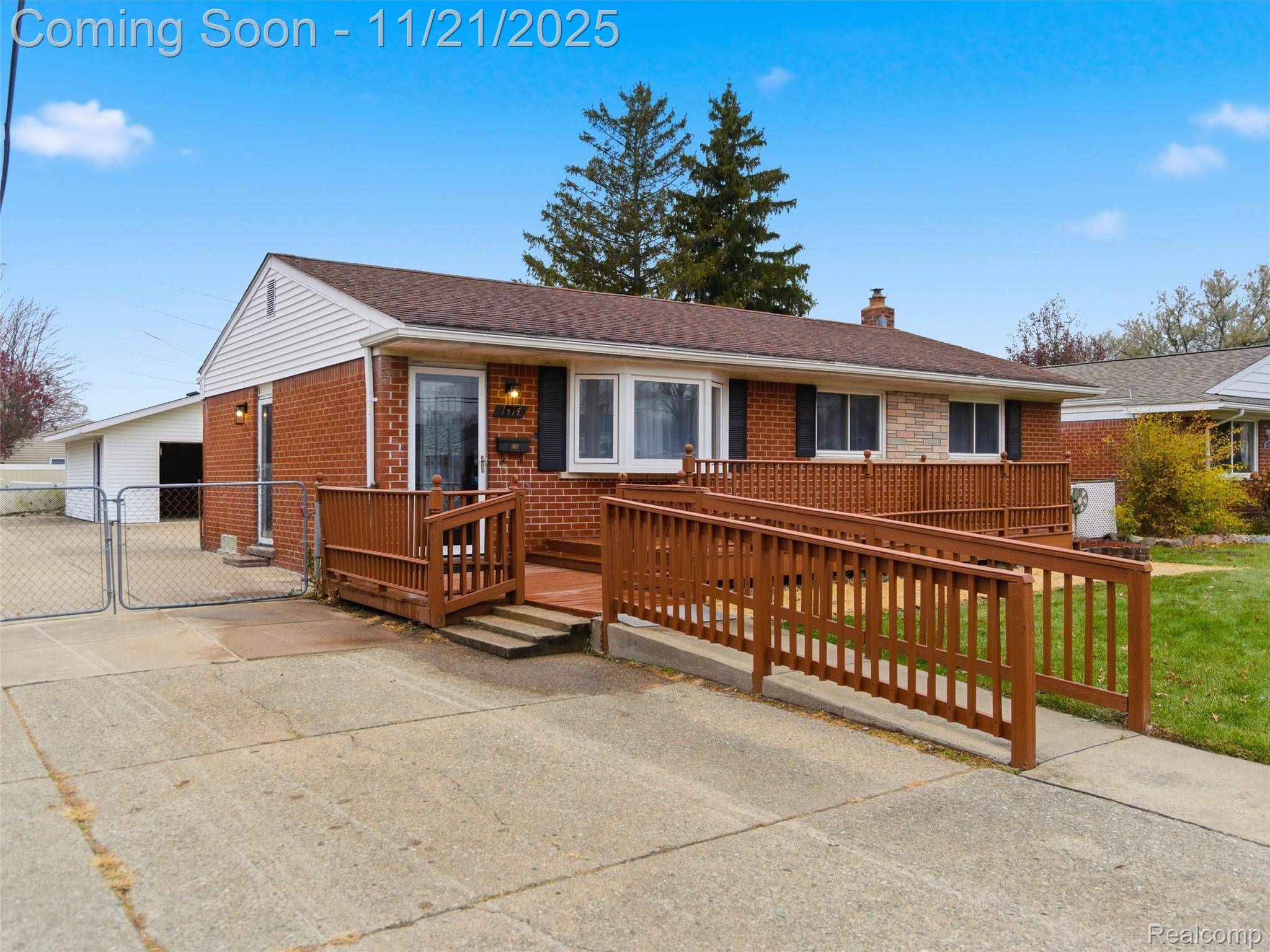 Westland, MI 48186,1414 S Hubbard ST