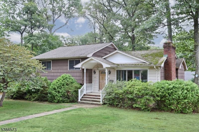 Wyckoff Twp., NJ 07481,348 Cornell St