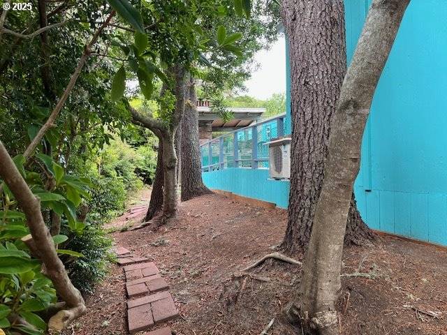 Florence, OR 97439,1600 RHODODENDRON DR #41