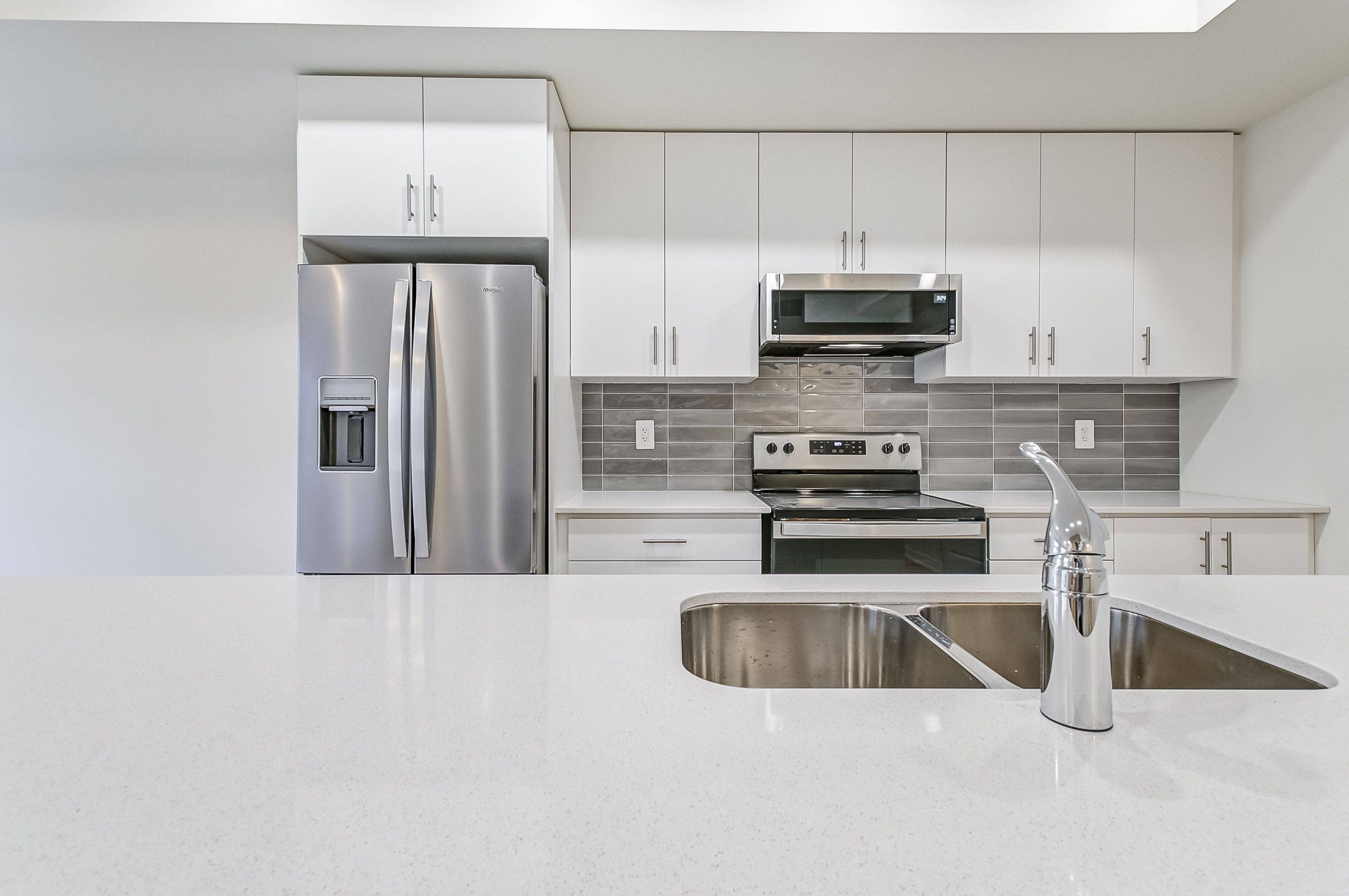 Pickering, ON L1V 0H1,755 Omega DR #202