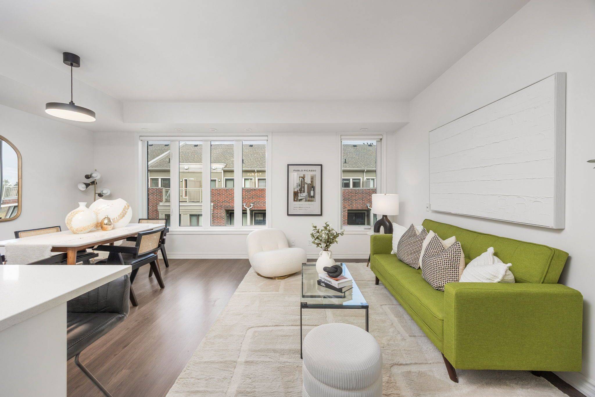 Toronto W06, ON M8W 0A9,125 Long Branch AVE #14