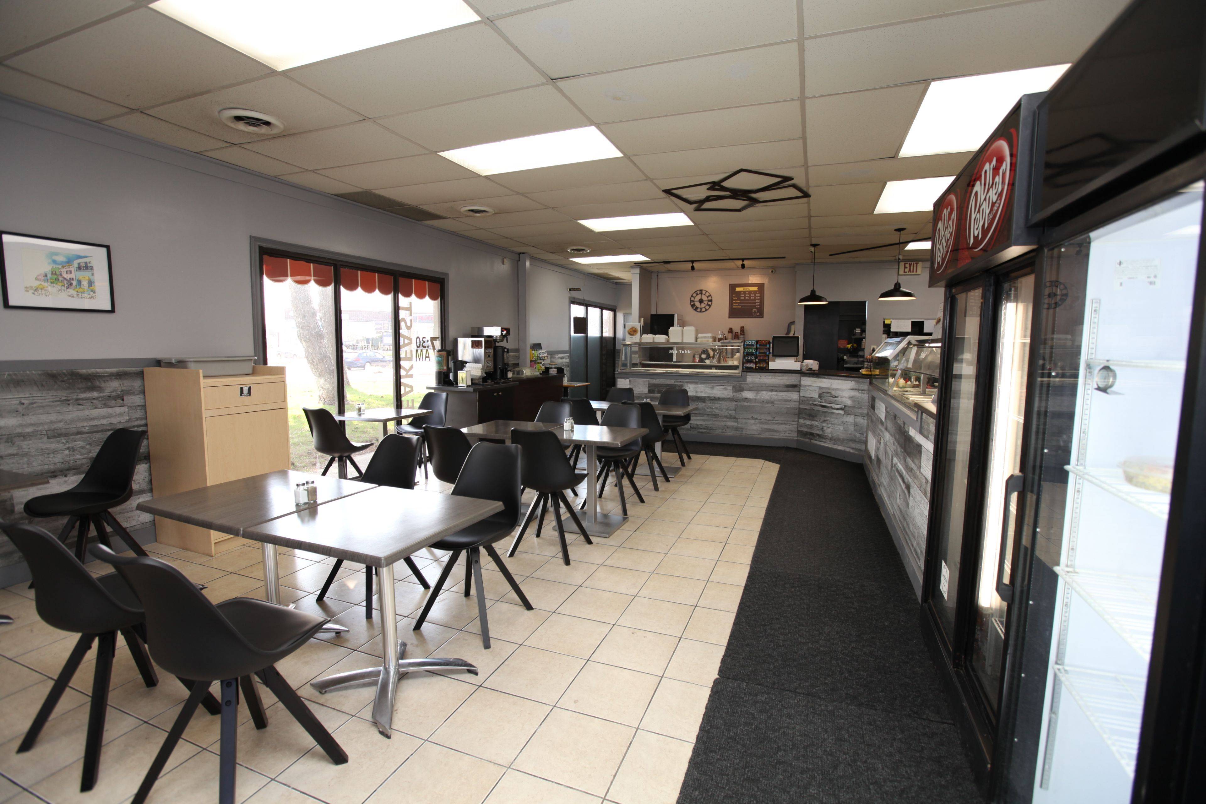 Toronto W05, ON M3J 2R8,4069 Chesswood DR