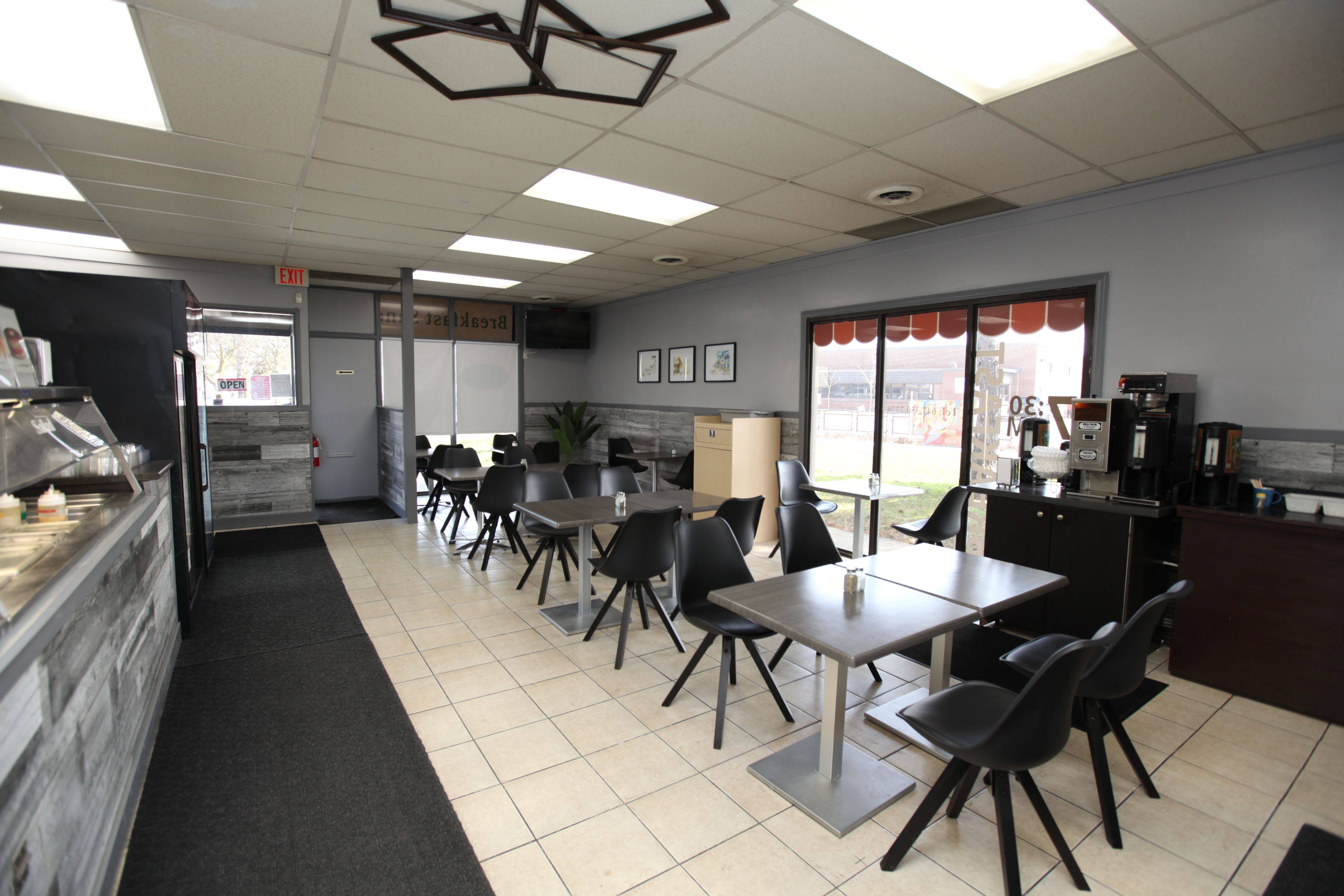 Toronto W05, ON M3J 2R8,4069 Chesswood DR