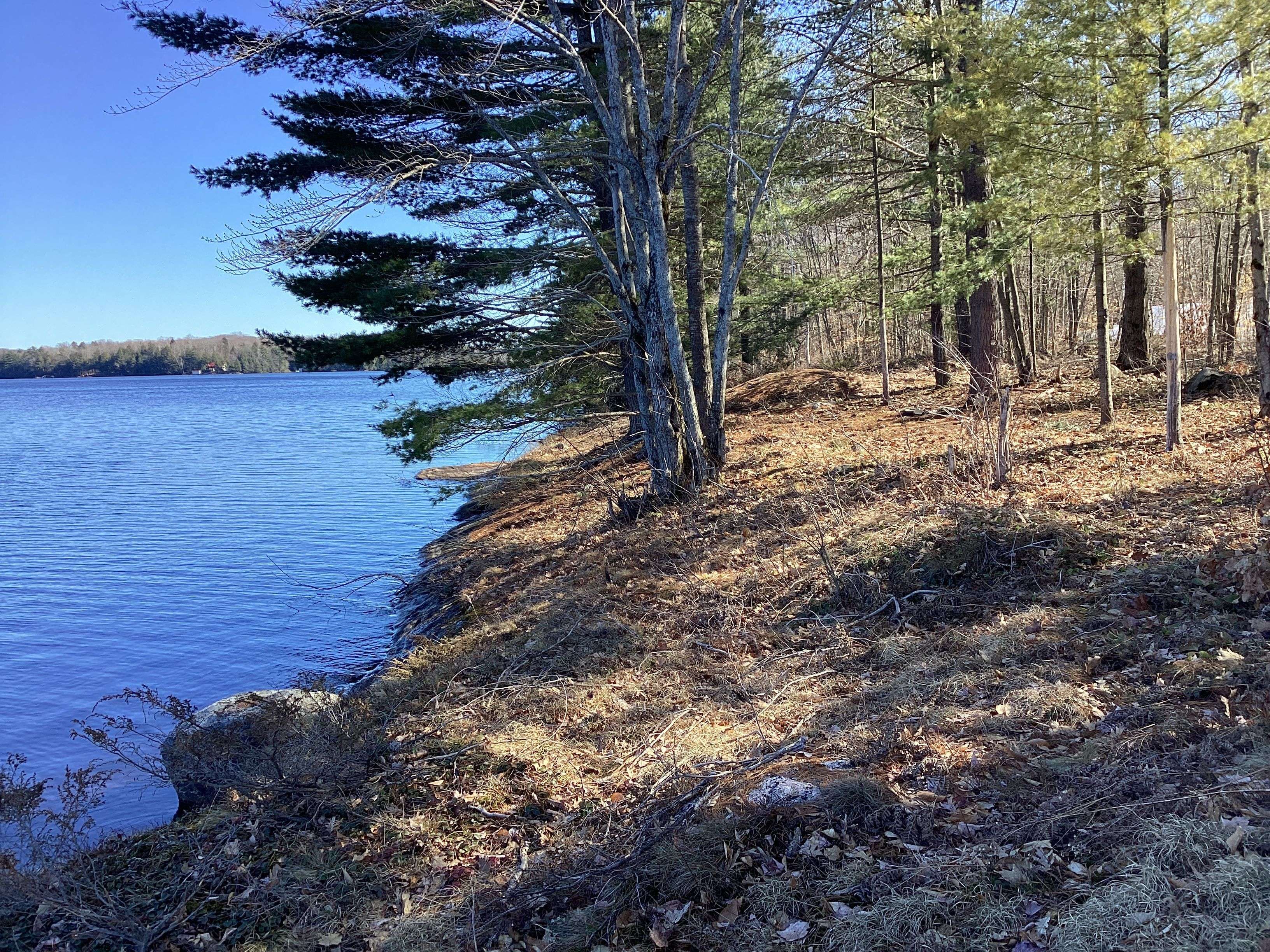Georgian Bay, ON P0C 1H0,38 HAWKINS POINT RD