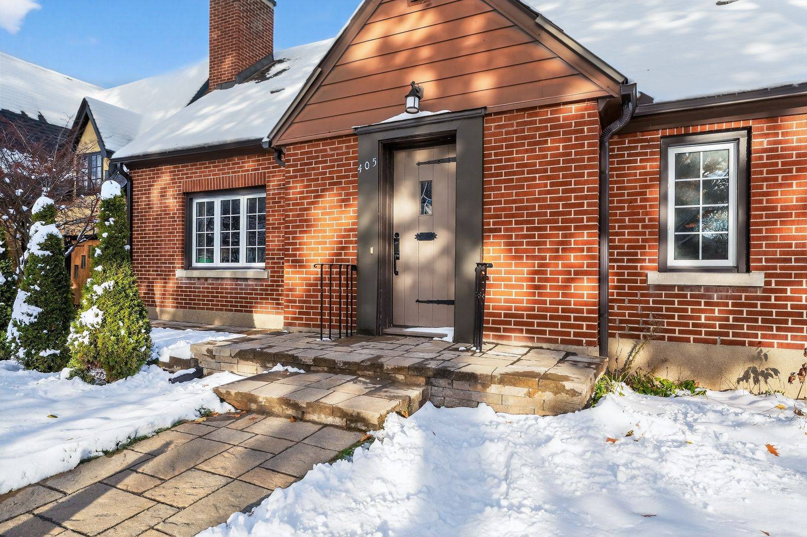 Dows Lake - Civic Hospital And Area, ON K1Y 1C9,405 Hamilton AVE S