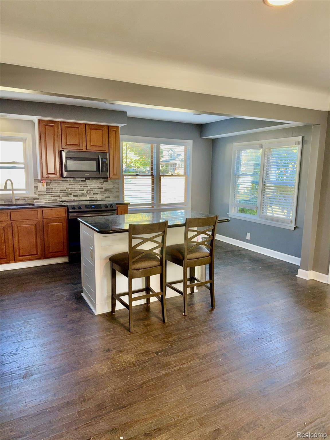 Berkley, MI 48072,2729 Kipling AVE