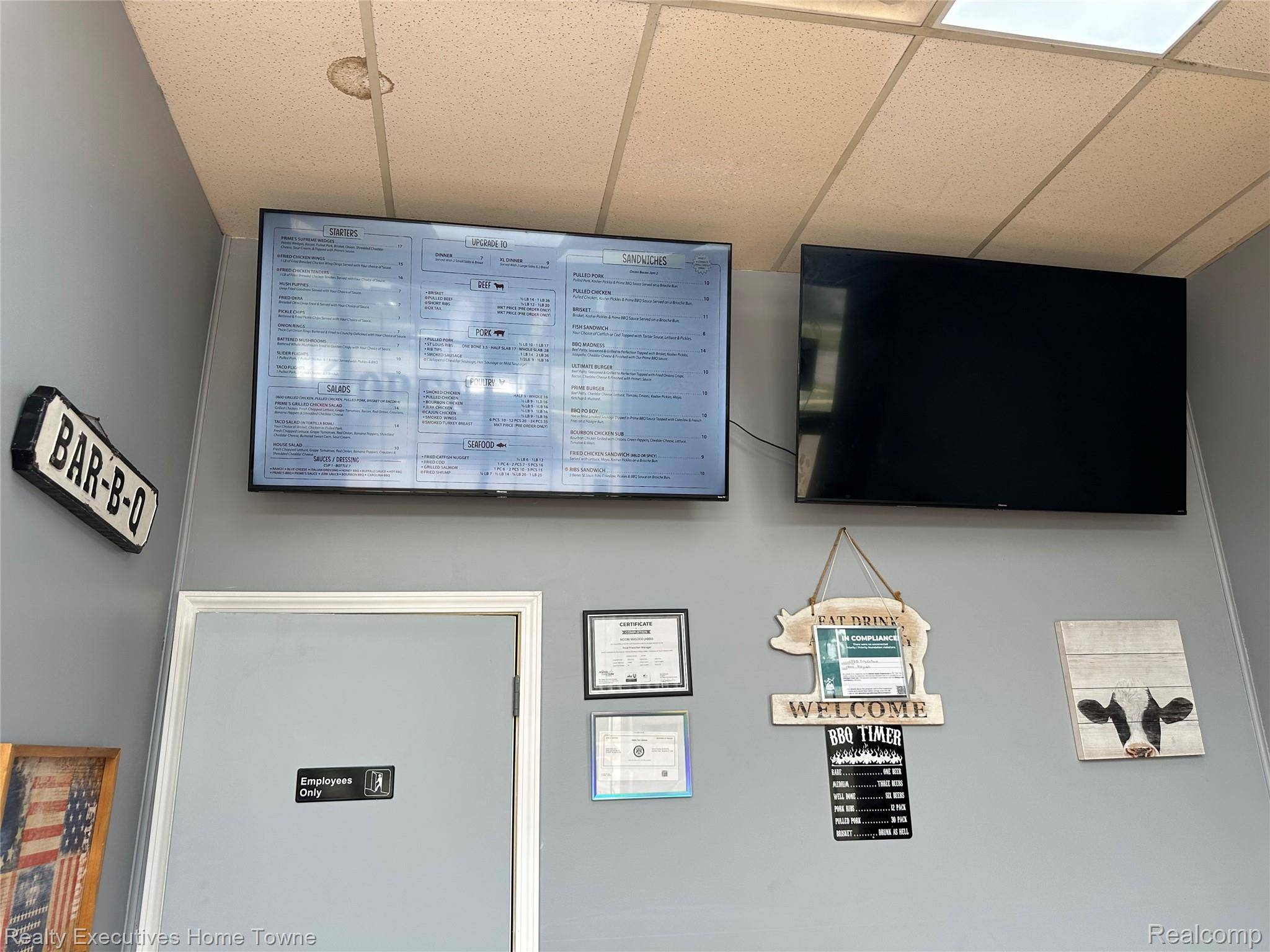 Detroit, MI 48219,19005 Telegraph RD