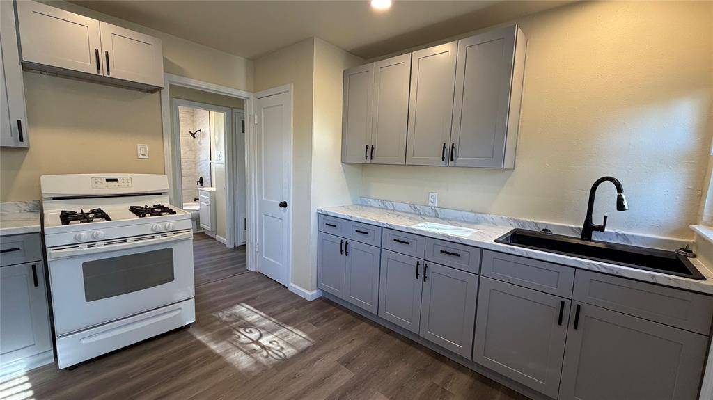 Dallas, TX 75224,530 Ryan Road