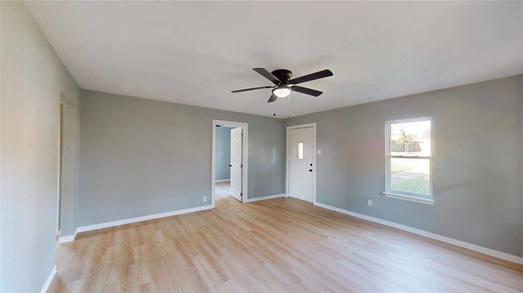 Fort Worth, TX 76107,5729 Donnelly Avenue