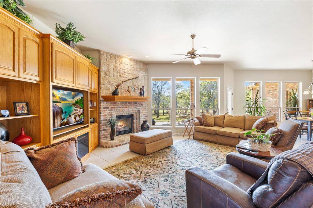 Lipan, TX 76462,227 Sugartree Circle