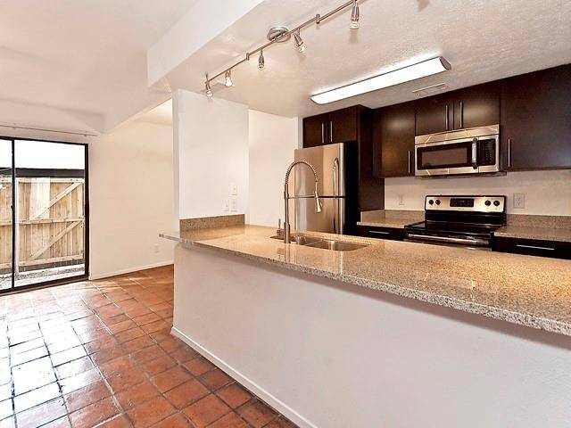 Dallas, TX 75206,5909 Birchbrook Drive #114