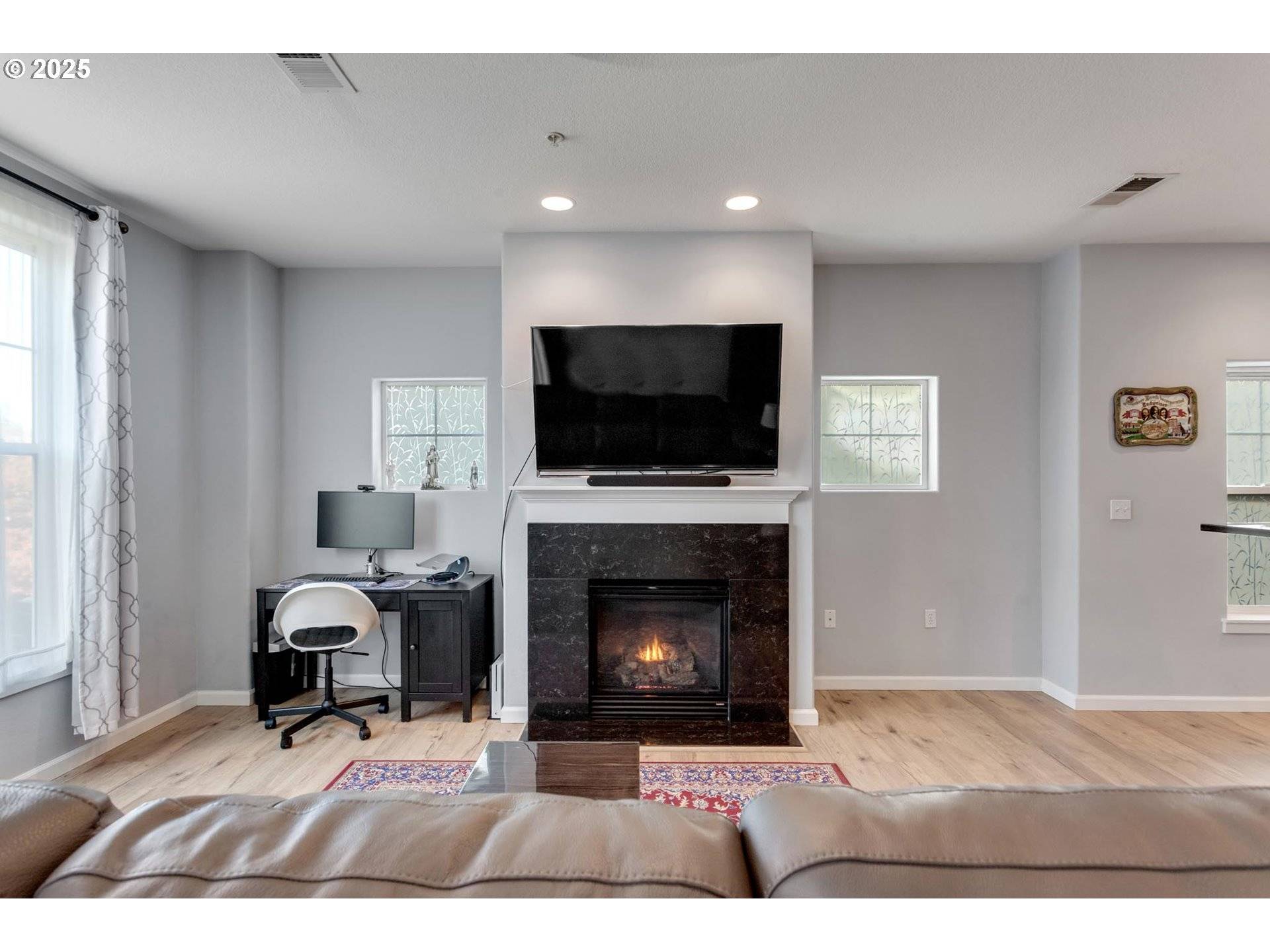 Hillsboro, OR 97006,10874 NE RED WING WAY #201