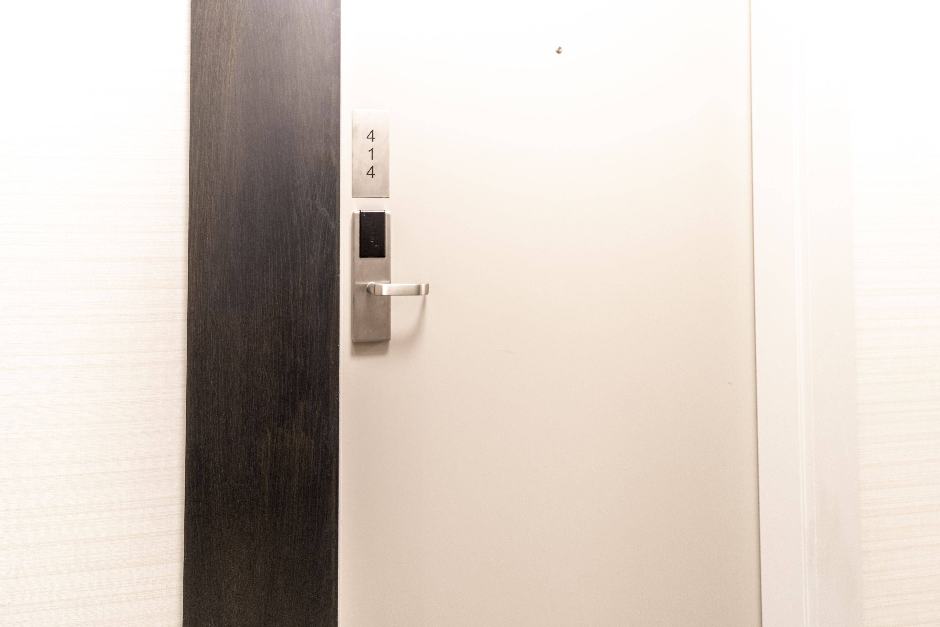 Toronto C15, ON M2J 0G7,55 Smooth Rose CT #414