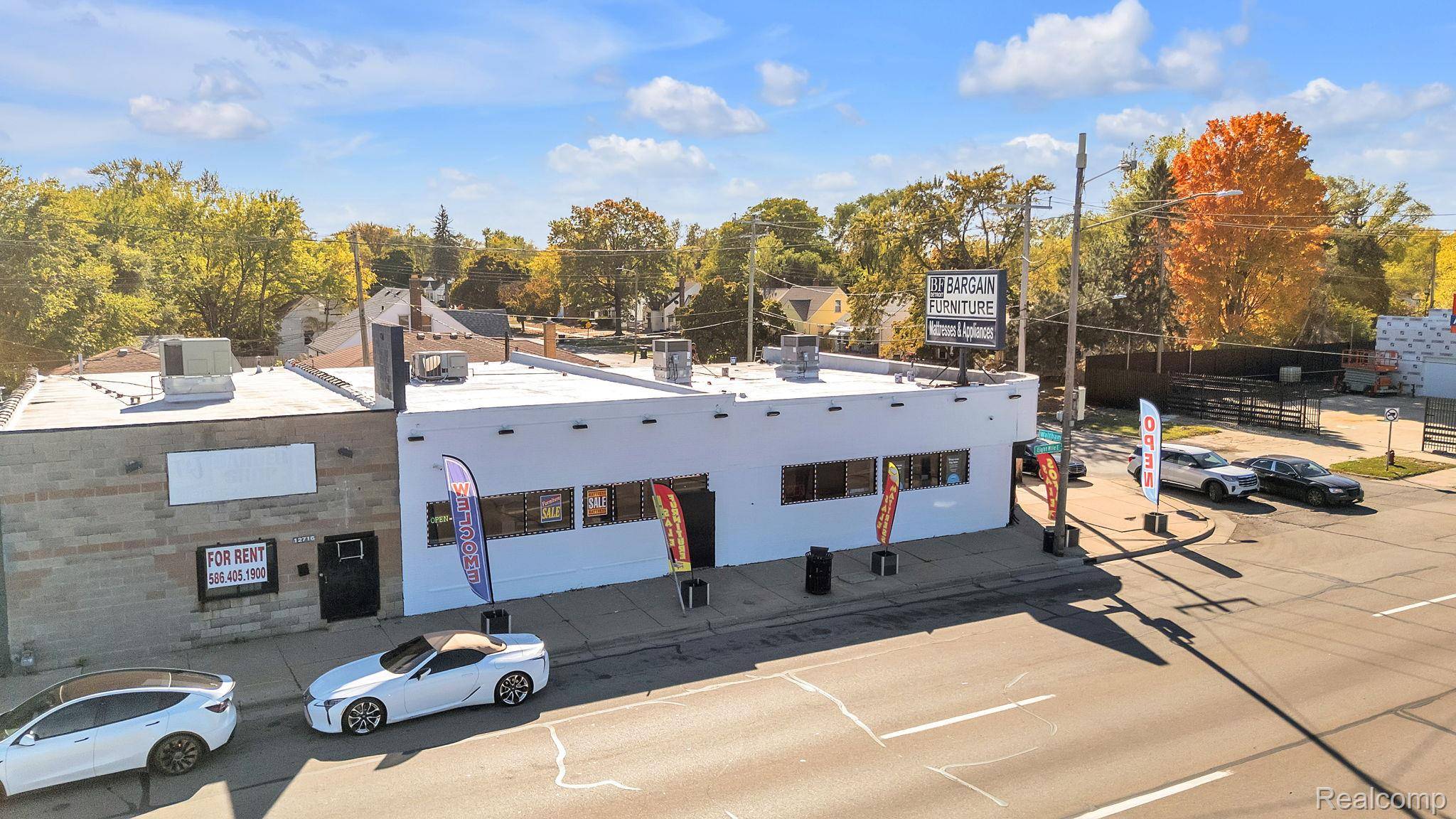 Detroit, MI 48205,12700 E 8 MILE RD